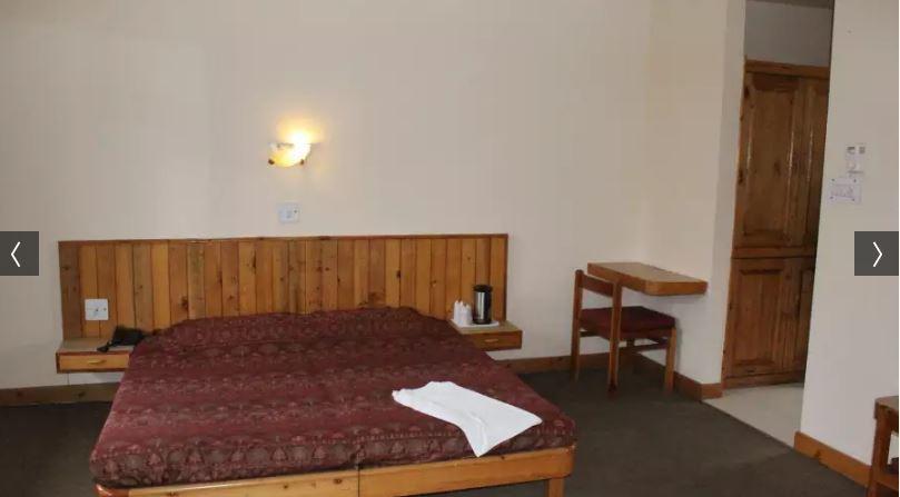 Hotel Manali Continental Kültér fotó