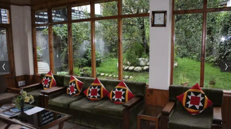 Hotel Manali Continental Kültér fotó