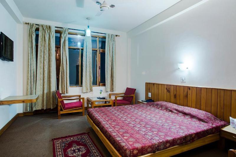 Hotel Manali Continental Kültér fotó